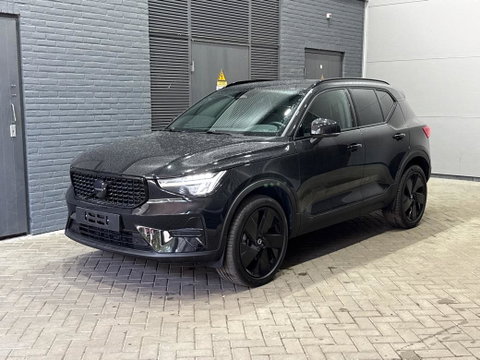Volvo XC40 2.0 B3 Plus Black Edition | Harman/Kardon | Pilot Assist | Camera | BLIS | Memory | Stoel+Stuurverwarming | Keyless | ACC | 20 Inch