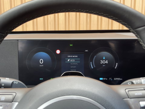 Hyundai KONA Electric Standard Range Pure Edition 48.6 kWh | Draadloze Apple Carplay | Android Auto | Rijmodus Regeling | Lane Assist | Stuurwielverwarming |