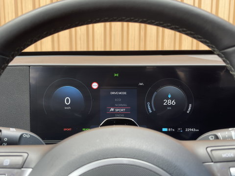 Hyundai KONA Electric Standard Range Pure Edition 48.6 kWh | Draadloze Apple Carplay | Android Auto | Rijmodus Regeling | Lane Assist | Stuurwielverwarming |