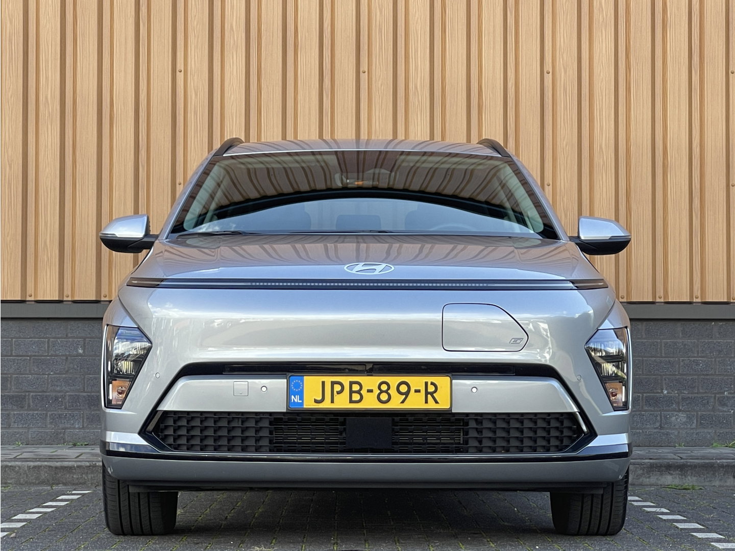 Hyundai KONA Electric Standard Range Pure Edition 48.6 kWh | Draadloze Apple Carplay | Android Auto | Rijmodus Regeling | Lane Assist | Stuurwielverwarming |