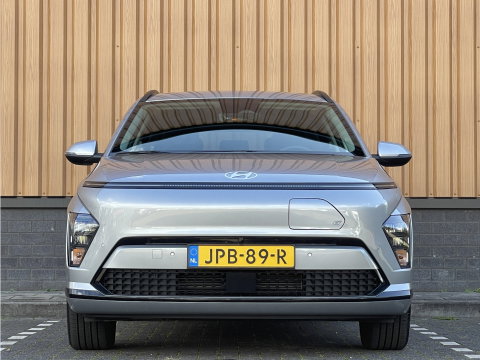 Hyundai KONA Electric Standard Range Pure Edition 48.6 kWh | Draadloze Apple Carplay | Android Auto | Rijmodus Regeling | Lane Assist | Stuurwielverwarming |