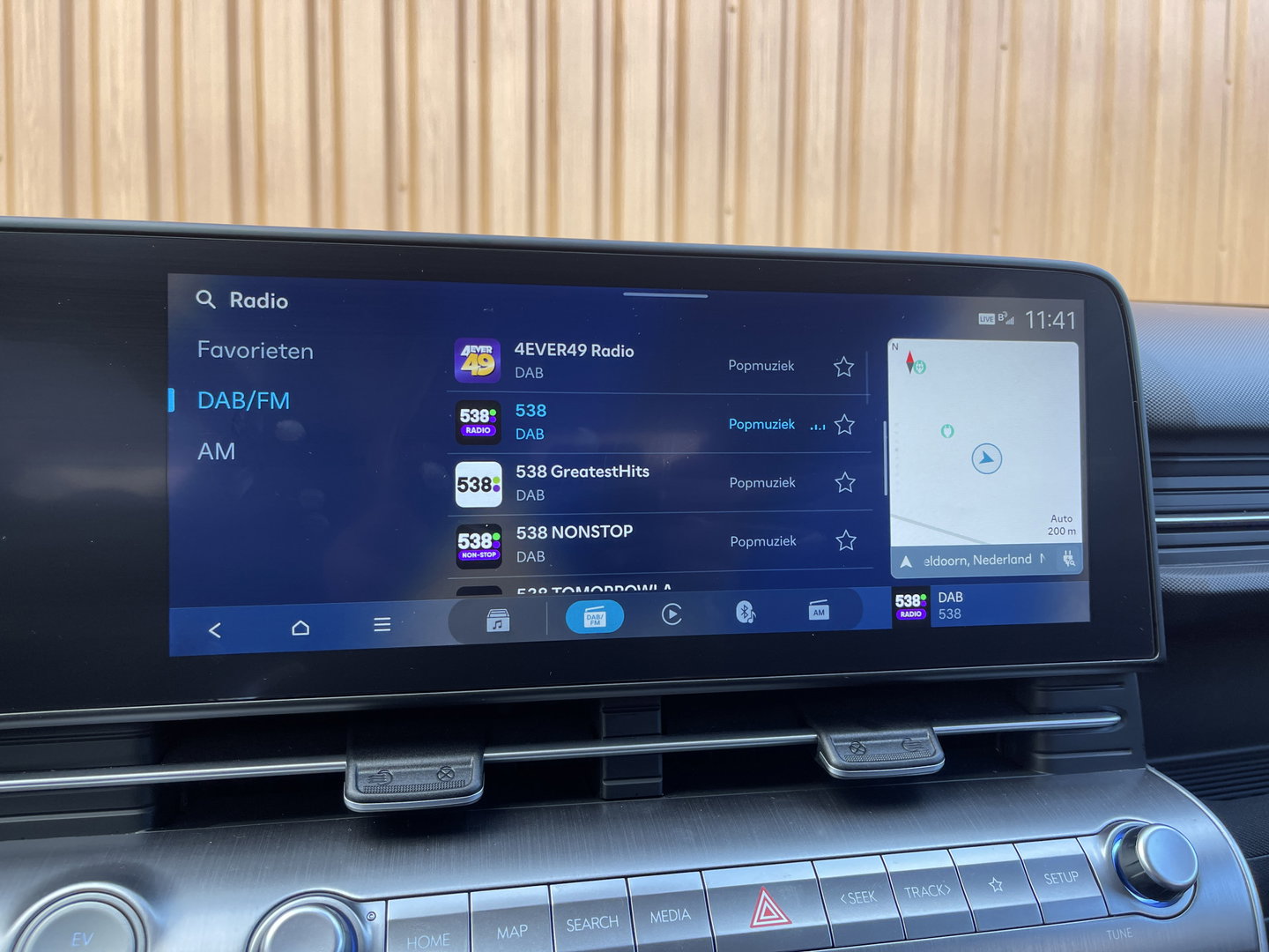 Hyundai KONA Electric Standard Range Pure Edition 48.6 kWh | Draadloze Apple Carplay | Android Auto | Rijmodus Regeling | Lane Assist | Stuurwielverwarming |