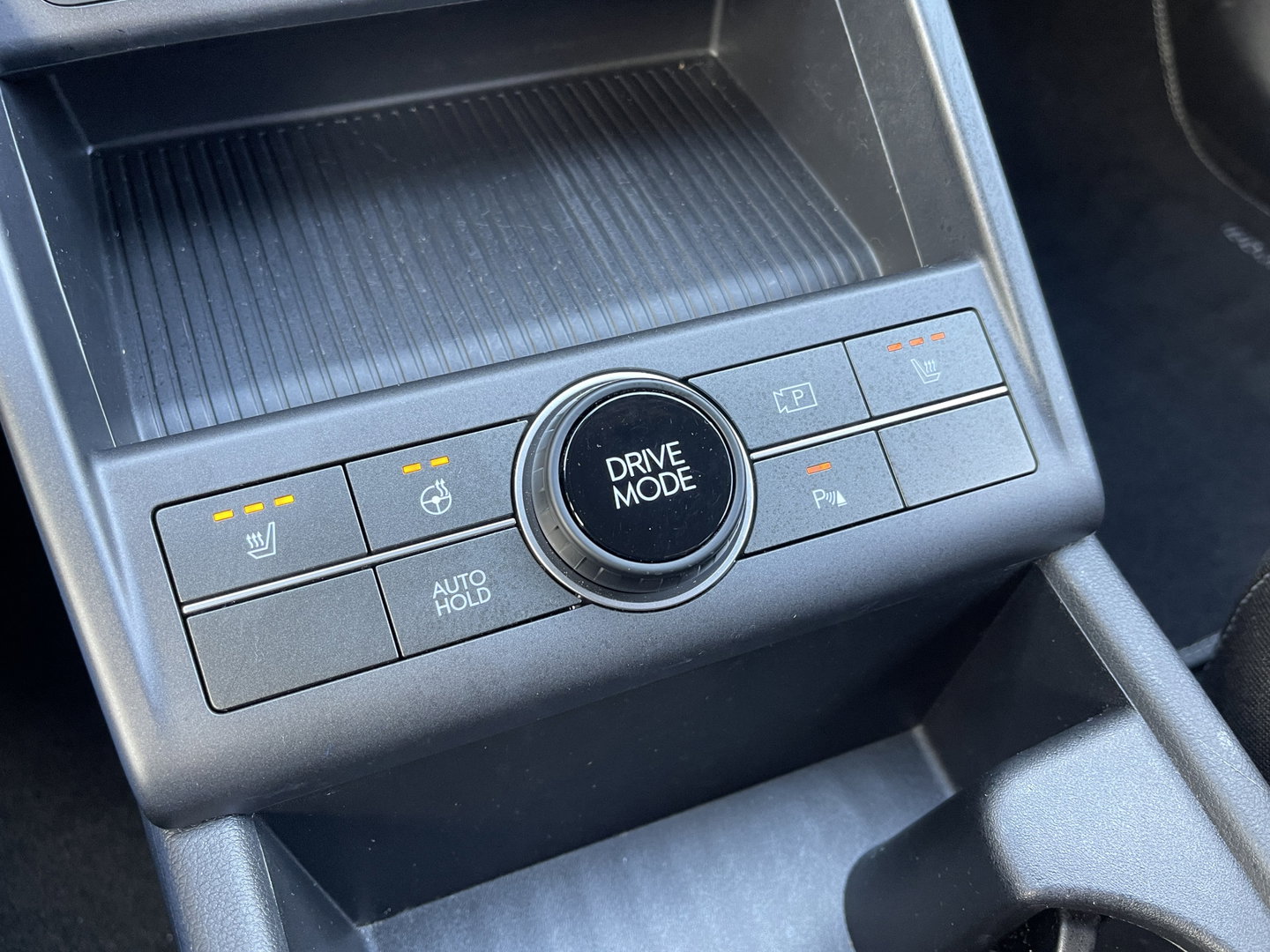 Hyundai KONA Electric Standard Range Pure Edition 48.6 kWh | Draadloze Apple Carplay | Android Auto | Rijmodus Regeling | Lane Assist | Stuurwielverwarming |