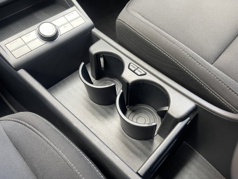 Hyundai KONA Electric Standard Range Pure Edition 48.6 kWh | Draadloze Apple Carplay | Android Auto | Rijmodus Regeling | Lane Assist | Stuurwielverwarming |