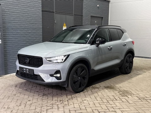 Volvo XC40 2.0 B3 Plus Black Edition | Harman/Kardon | 360° Camera | Pilot Assist | BLIS | Stoel+Stuurverwarming | Pixel-LED | Memory | ACC | 20 Inch
