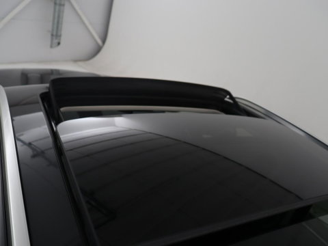 BMW X3 xDrive20i High Executive | Trekhaak | Stoelverwarming | Pano.Dak | Keyless Entry |
