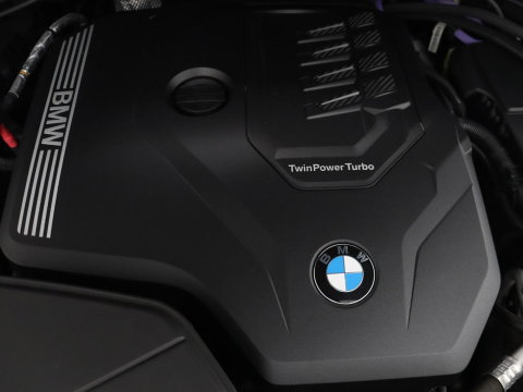 BMW X3 xDrive20i High Executive | Trekhaak | Stoelverwarming | Pano.Dak | Keyless Entry |