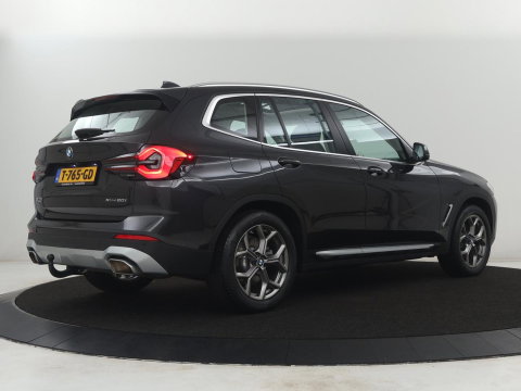 BMW X3 xDrive20i High Executive | Trekhaak | Stoelverwarming | Pano.Dak | Keyless Entry |