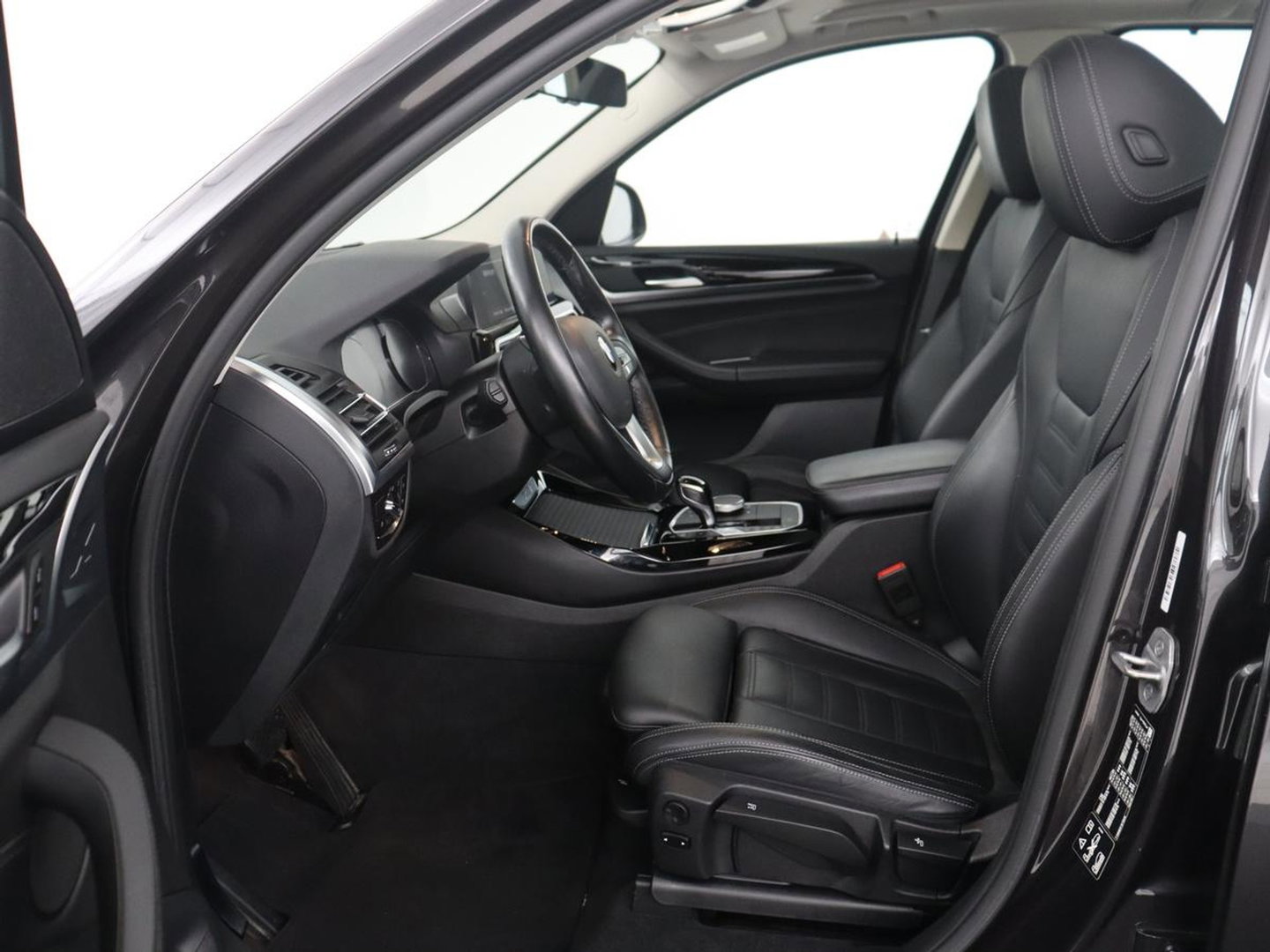 BMW X3 xDrive20i High Executive | Trekhaak | Stoelverwarming | Pano.Dak | Keyless Entry |