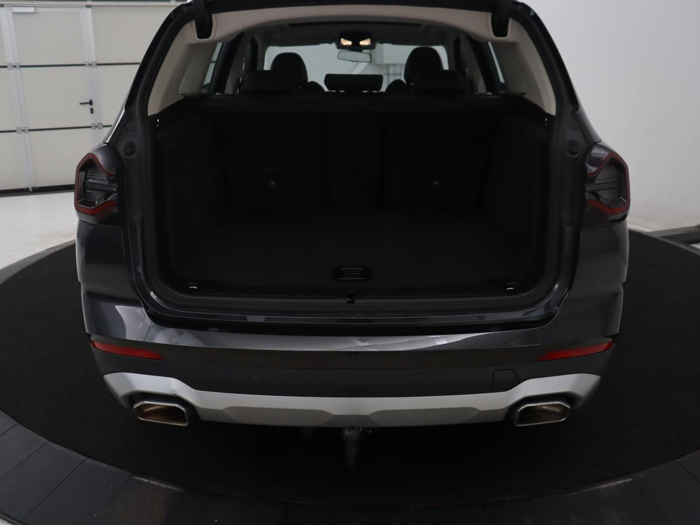 BMW X3 xDrive20i High Executive | Trekhaak | Stoelverwarming | Pano.Dak | Keyless Entry |