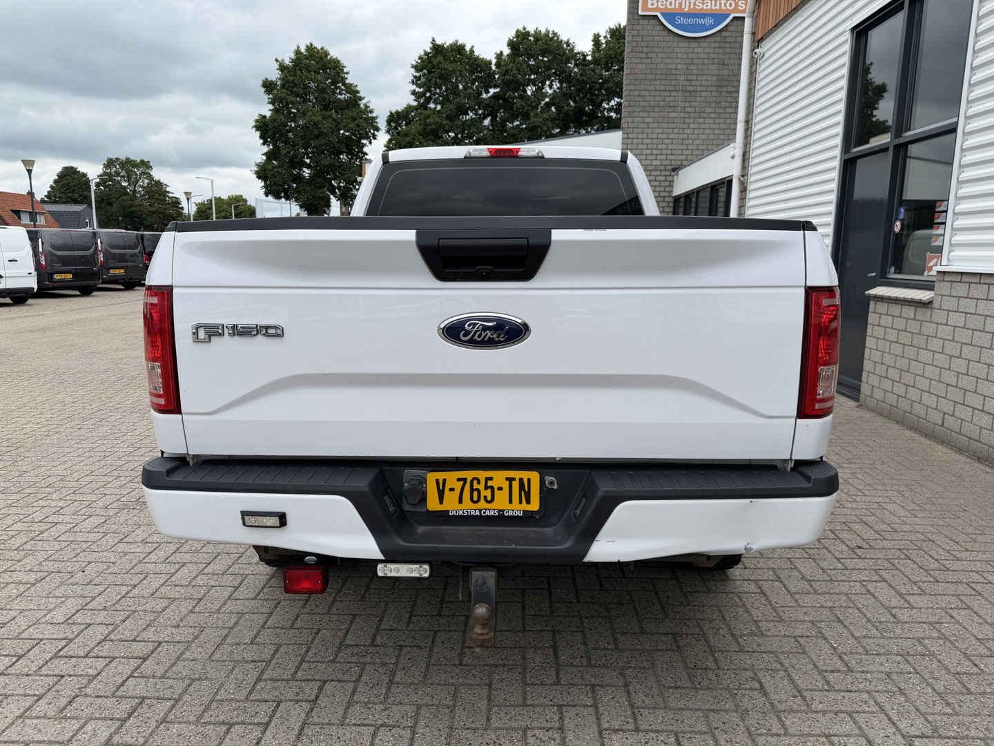 Ford F 150 XL V6 330pk automaat 4x4 / 5 persoons / Prins LPG / vaste prijs rijklaar € 24.950 ex btw / airco / cruise / leer / stoelverwarming / trekhaak / euro 6