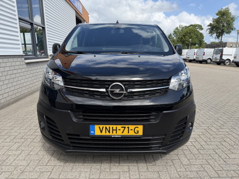Opel Vivaro 1.5 CDTI L2H1 Edition / vaste prijs rijklaar € 18.950 ex btw / euro 6 / bpm vrij / lease vanaf € 319 / dubbele schuifdeur / zwart metallic / trekhaak / pdc voor en achter