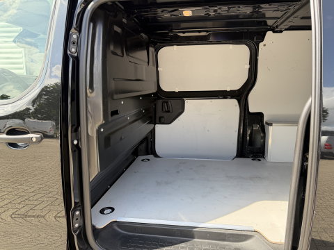 Opel Vivaro 1.5 CDTI L2H1 Edition / vaste prijs rijklaar € 18.950 ex btw / euro 6 / bpm vrij / lease vanaf € 319 / dubbele schuifdeur / zwart metallic / trekhaak / pdc voor en achter