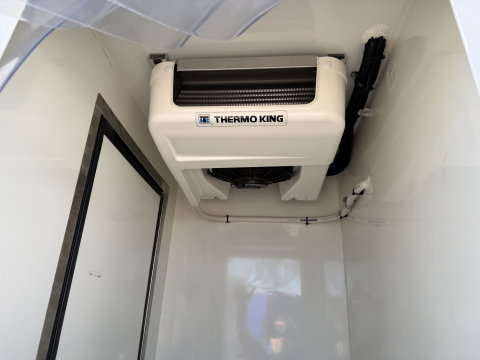 Volkswagen Crafter e-Crafter L3H3 36 kWh / Thermo King koel vries dag en nacht koeling - 22 graden celsius / rijbereik 120 km / airco / cruise / camera / pdc rondom / zero emissie