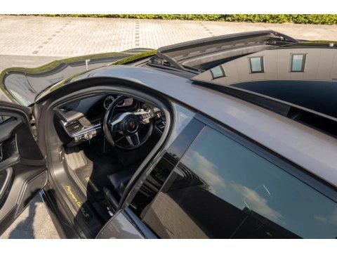 Porsche Panamera Sport Turismo 4.0 Turbo S E-Hybrid 680PK / Ceramic / Sports Chrono / Sport Design