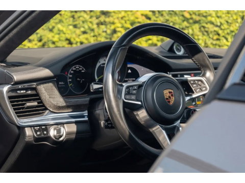 Porsche Panamera Sport Turismo 4.0 Turbo S E-Hybrid 680PK / Ceramic / Sports Chrono / Sport Design