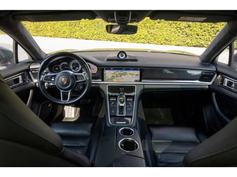 Porsche Panamera Sport Turismo 4.0 Turbo S E-Hybrid 680PK / Ceramic / Sports Chrono / Sport Design