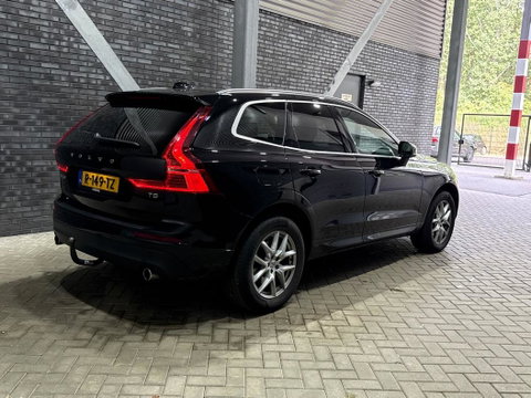 Volvo XC60 2.0 T5 Momentum | Camera | Trekhaak | Memory | Stoelverwarming | Getint glas | Full LED | Navigatie | Apple CarPlay