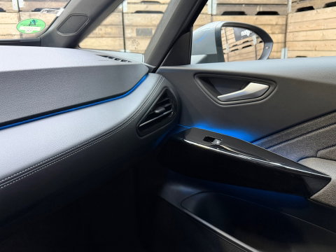 Volkswagen ID.3 Pro 59 kWh, 18"LM, Zwart dak, Moonstone Grey, Adaptive Cruise, Sfeer