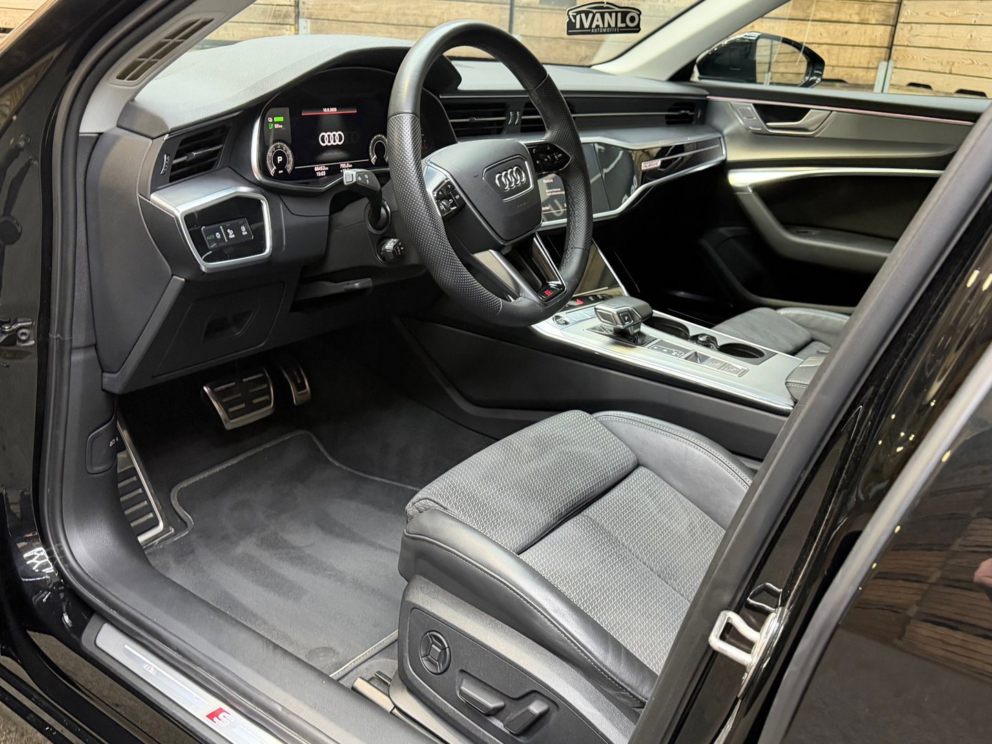 Audi A6 Limousine 55 TFSI e quattro Pro Line S Competition Black Optiek Pano Trekhaak Memory 21"LM