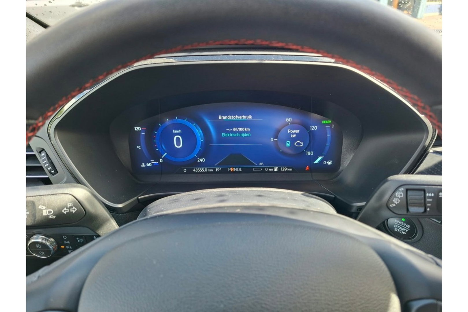 Ford Kuga 2.5 PHEV 225PK ST-LINE X AIRCO NAVI PDC-CAMERA WINTERPACK