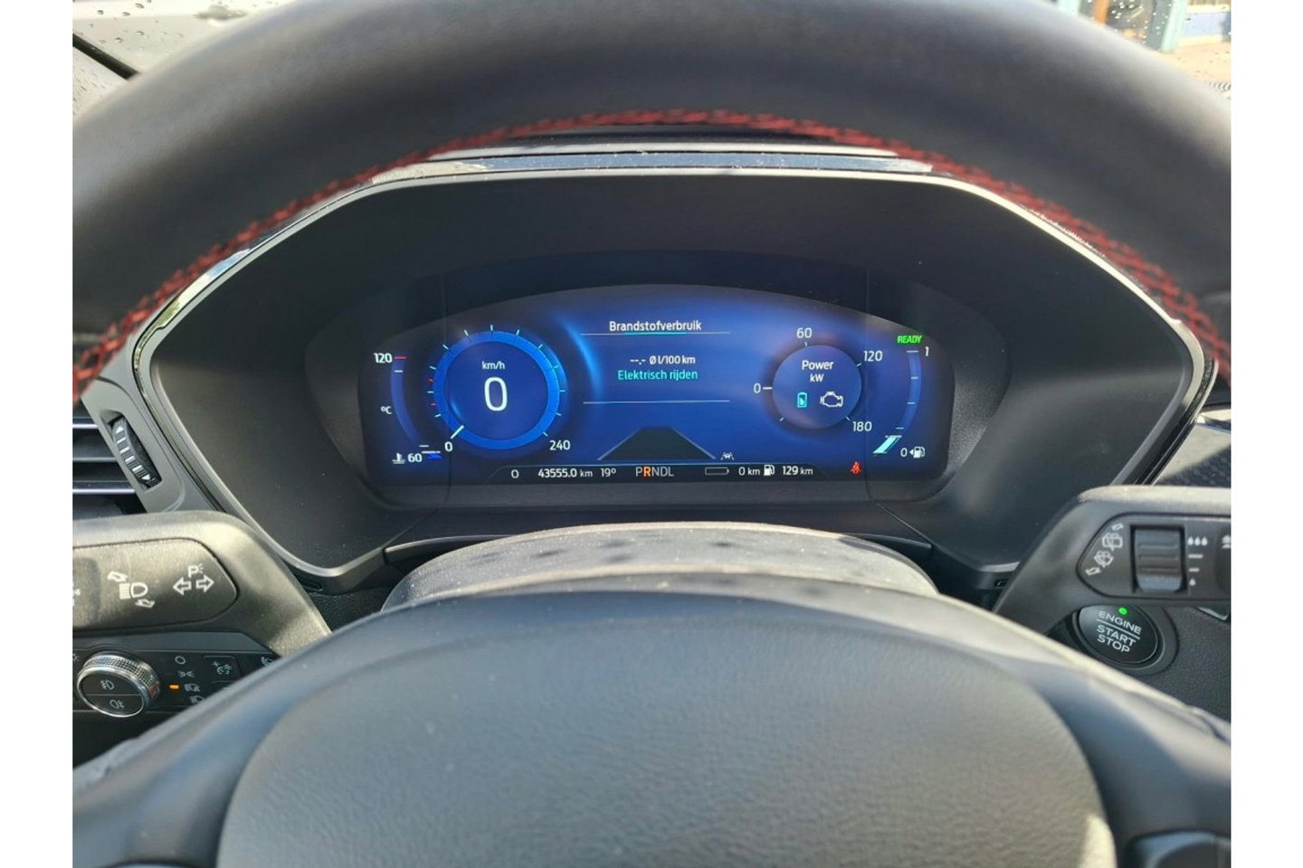 Ford Kuga 2.5 PHEV 225PK ST-LINE X AIRCO NAVI PDC-CAMERA WINTERPACK
