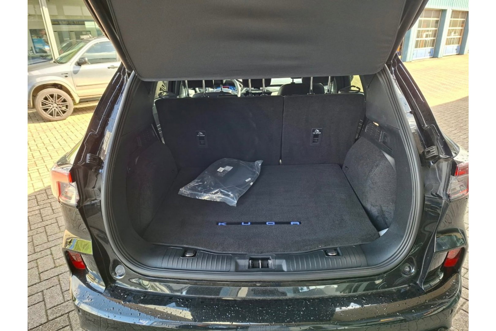 Ford Kuga 2.5 PHEV 225PK ST-LINE X AIRCO NAVI PDC-CAMERA WINTERPACK