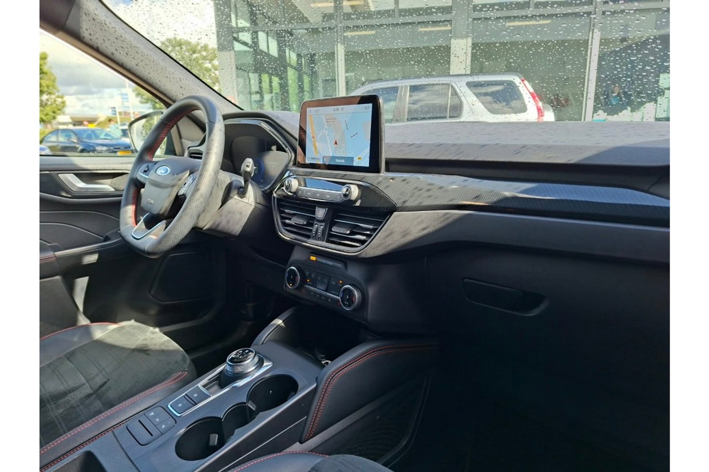 Ford Kuga 2.5 PHEV 225PK ST-LINE X AIRCO NAVI PDC-CAMERA WINTERPACK