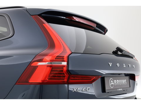 Volvo XC60 2.0 T6 Plug-in hybrid AWD Ultra Dark | Luchtvering | Bowers & Wilkins | Massage | Stoelventilatie | 360 camera | HUD |
