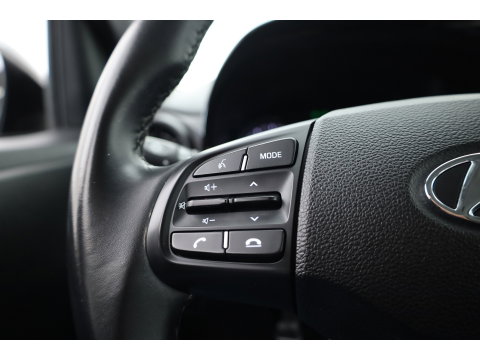 Hyundai i10 1.0 Comfort | Rijklaar! | Cruise Control | All Season | Lane Assist | DAB | Apple CarPlay & Android Auto