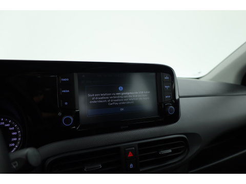 Hyundai i10 1.0 Comfort | Rijklaar! | Cruise Control | All Season | Lane Assist | DAB | Apple CarPlay & Android Auto
