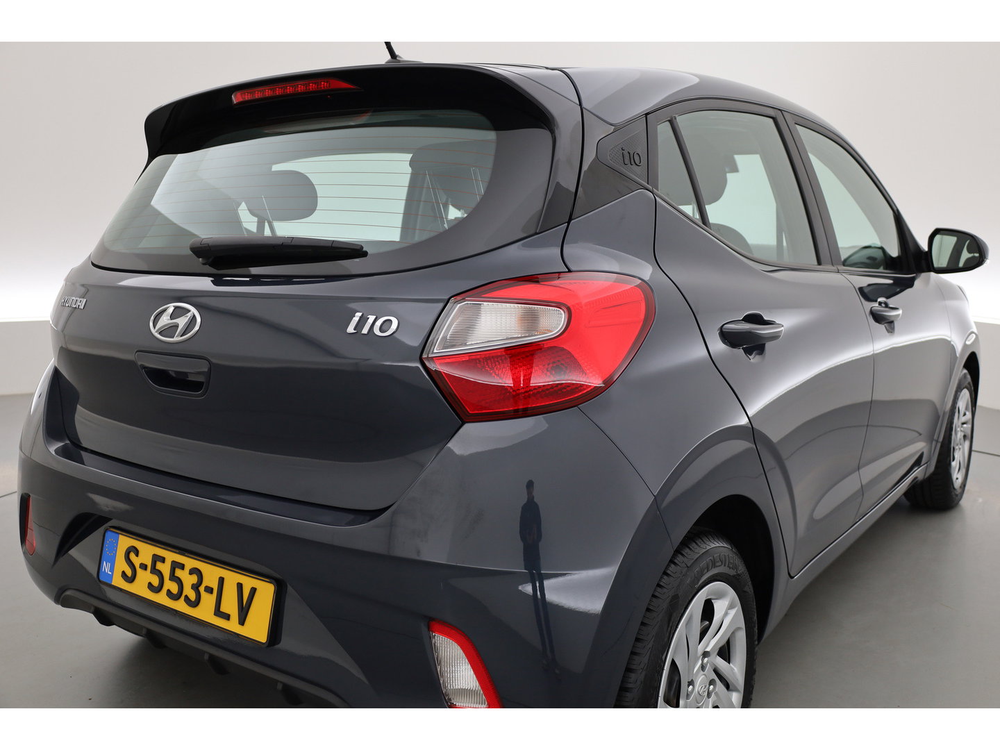 Hyundai i10 1.0 Comfort | Rijklaar! | Cruise Control | All Season | Lane Assist | DAB | Apple CarPlay & Android Auto