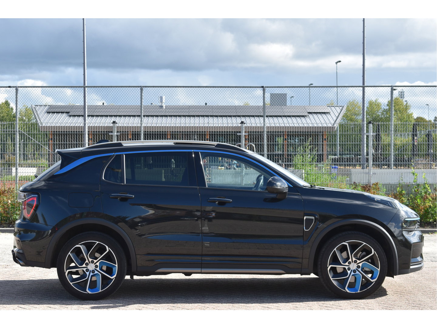 Lynk & Co 01 1.5 PHEV 261 pk | Facelift | Trekhaak | 360 gr.camera | Pano | Keyless | Carplay | DAB | Full LED