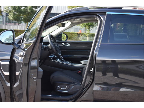 Lynk & Co 01 1.5 PHEV 261 pk | Facelift | Trekhaak | 360 gr.camera | Pano | Keyless | Carplay | DAB | Full LED