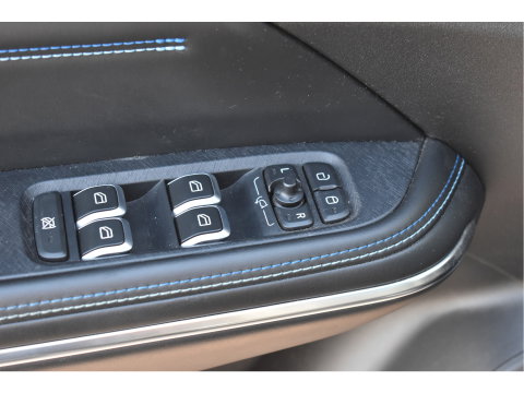 Lynk & Co 01 1.5 PHEV 261 pk | Facelift | Trekhaak | 360 gr.camera | Pano | Keyless | Carplay | DAB | Full LED