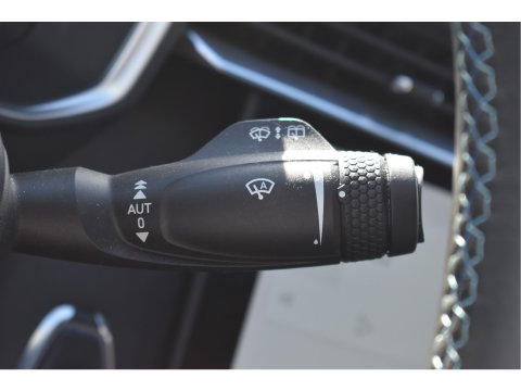 Lynk & Co 01 1.5 PHEV 261 pk | Facelift | Trekhaak | 360 gr.camera | Pano | Keyless | Carplay | DAB | Full LED