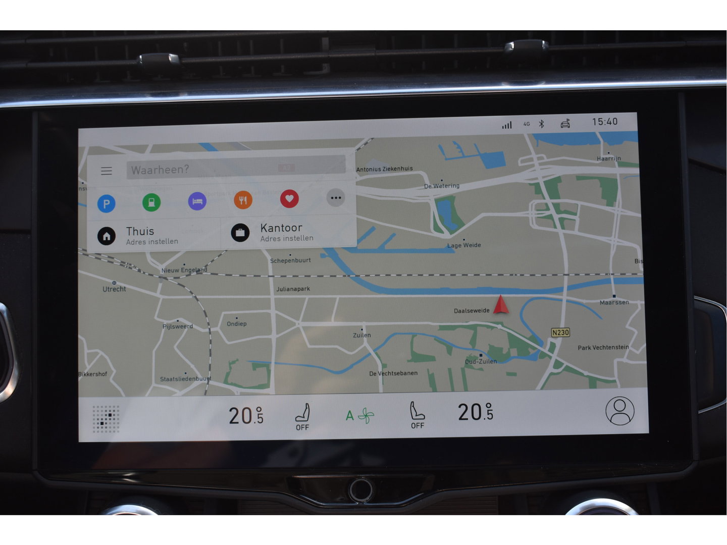 Lynk & Co 01 1.5 PHEV 261 pk | Facelift | Trekhaak | 360 gr.camera | Pano | Keyless | Carplay | DAB | Full LED