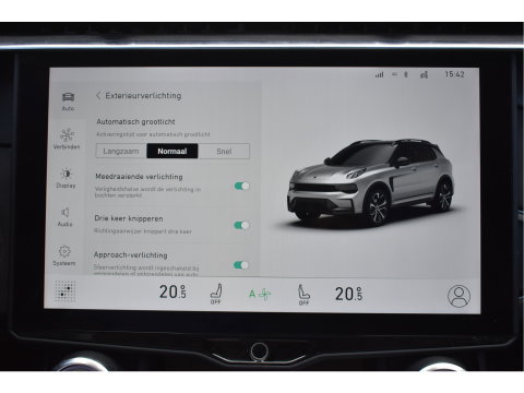Lynk & Co 01 1.5 PHEV 261 pk | Facelift | Trekhaak | 360 gr.camera | Pano | Keyless | Carplay | DAB | Full LED