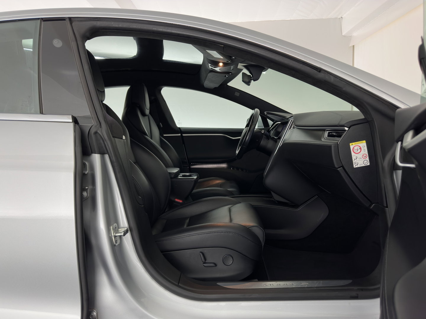 Tesla Model S 75D Base AWD [3-Fase-17kW] {SoH-87%} (INCL-BTW) Aut. *PANO | LEATHER | AIRSUSPENION | FULL-LED | NAVI-FULLMAP | KEYLESS | MEMORY-PACK | HEATED-COMFORTSEATS | DIGI-COCKPIT | AUTO-PILOT | 19"ALU*