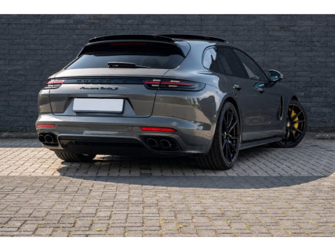 Porsche Panamera Sport Turismo 4.0 Turbo S E-Hybrid 680PK / Ceramic / Sports Chrono / Sport Design