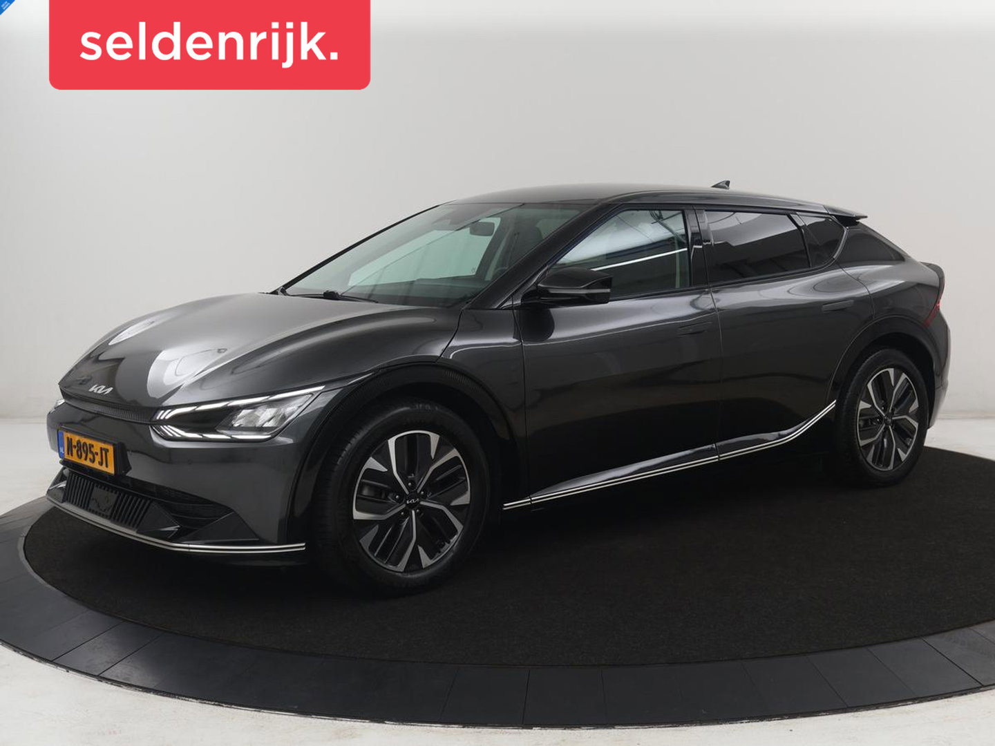 Kia Ev6 Plus 77.4 kWh SOH 94,2% | LED | Meridian Sound | Camera | Apple Carplay | Stoelverwarming/ventilatie |