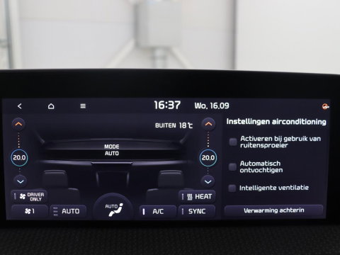 Kia Ev6 Plus 77.4 kWh SOH 94,2% | LED | Meridian Sound | Camera | Apple Carplay | Stoelverwarming/ventilatie |