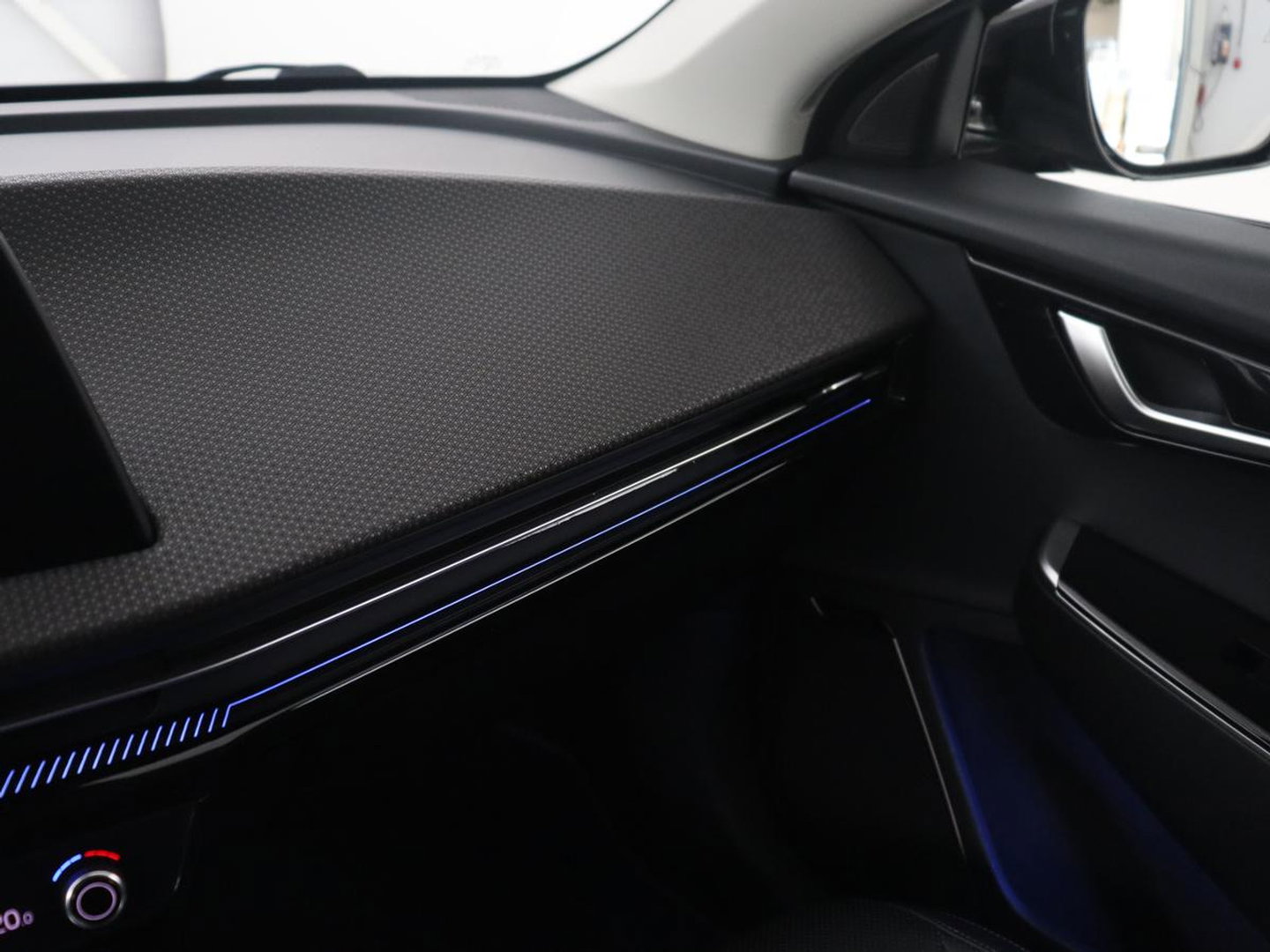 Kia Ev6 Plus 77.4 kWh SOH 94,2% | LED | Meridian Sound | Camera | Apple Carplay | Stoelverwarming/ventilatie |