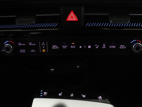 Kia Ev6 Plus 77.4 kWh SOH 94,2% | LED | Meridian Sound | Camera | Apple Carplay | Stoelverwarming/ventilatie |