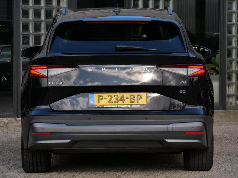 Škoda Enyaq iV 60 WARMTEPOMP/ ADAPTIVE CRUISE/ TREKHAAK/ BLINDSPOT/ CAMERA/ SOH 90%