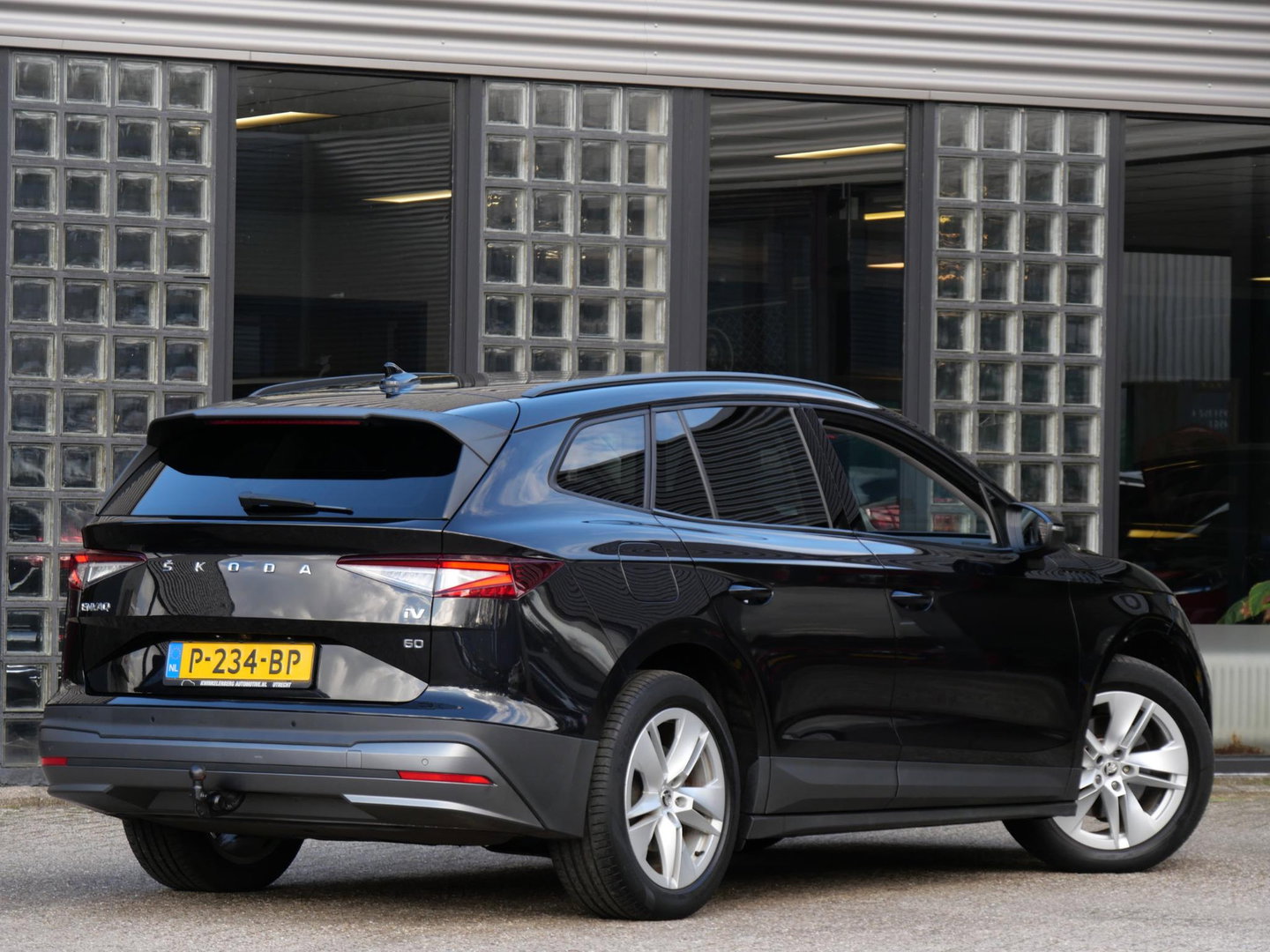 Škoda Enyaq iV 60 WARMTEPOMP/ ADAPTIVE CRUISE/ TREKHAAK/ BLINDSPOT/ CAMERA/ SOH 90%