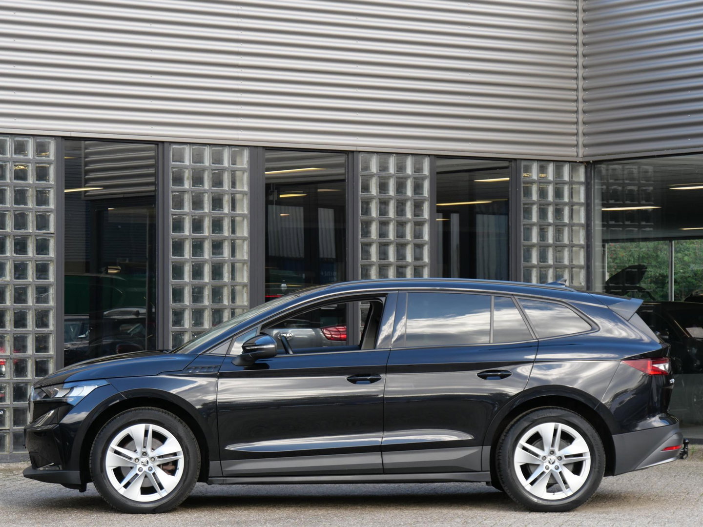 Škoda Enyaq iV 60 WARMTEPOMP/ ADAPTIVE CRUISE/ TREKHAAK/ BLINDSPOT/ CAMERA/ SOH 90%