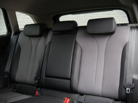 Škoda Enyaq iV 60 WARMTEPOMP/ ADAPTIVE CRUISE/ TREKHAAK/ BLINDSPOT/ CAMERA/ SOH 90%