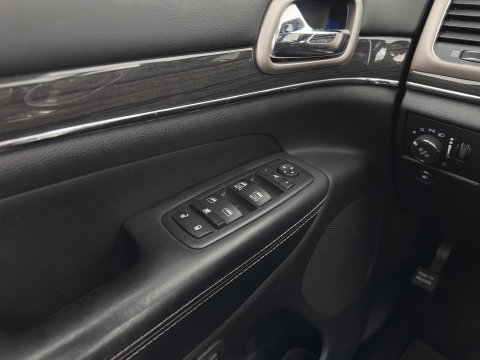 Jeep Grand Cherokee 3.0 CRD 75TH ANNIVERSARY OVERLAND *AUT | PANO |  FULL-LEATHER | XENON | AIR-SUSPENSION | BLIS | MEMORY-PACK | CAMERA | KEYLESS | NAVI-FULLMAP | TOWBAR | COMFORT-SEATS | SHIFT-PADDLES |  DAB+
