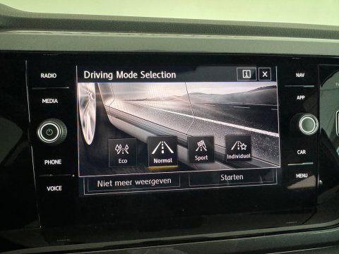 Volkswagen Polo 1.0 TSI Highline Business R Pano|Camera|ACC|DCC